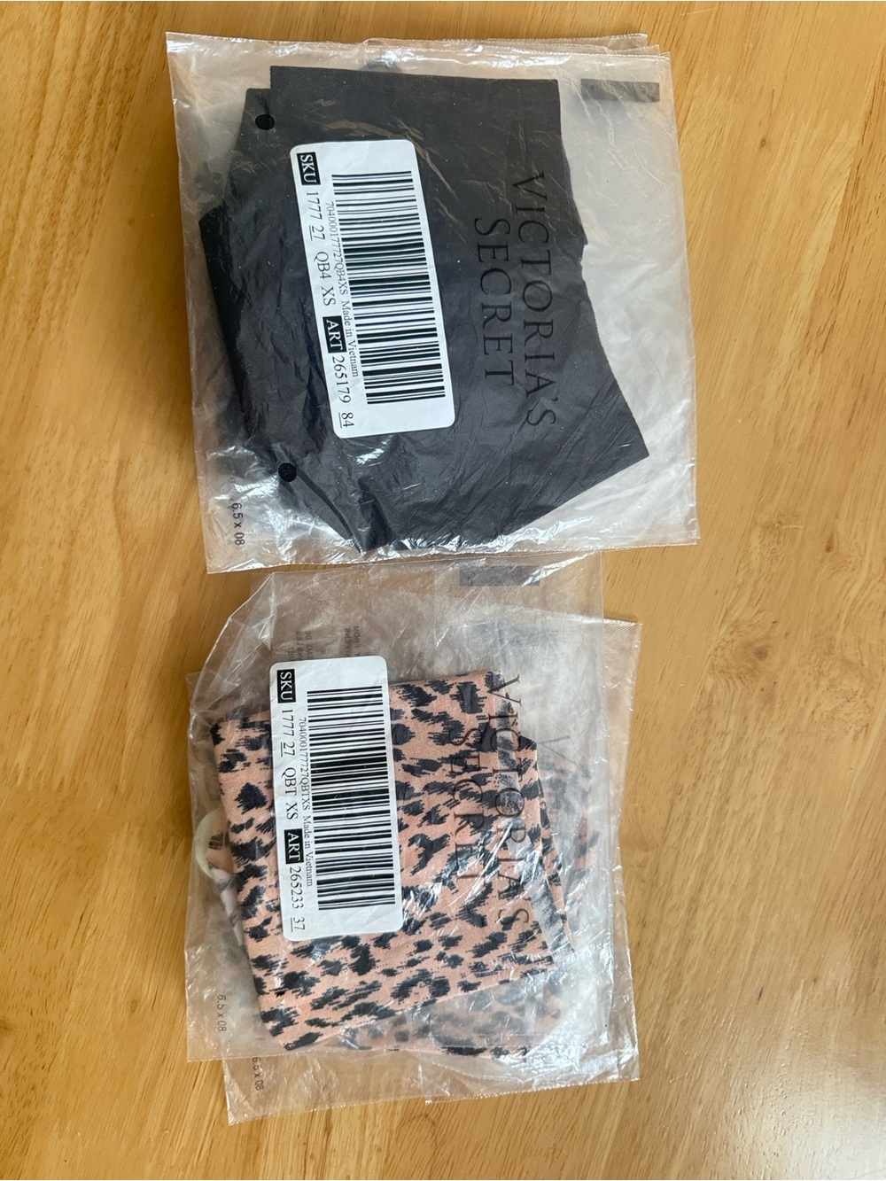Victoria's Secret Black & Leopard No Show Cheeky - 8 Pairs XS NWT